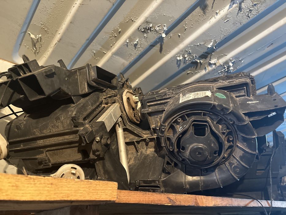 Шевролет кобалт корпус печки