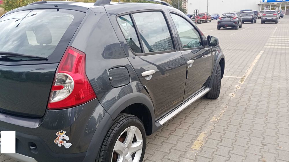 Dacia Sandero Stepway  1.6  8V (84 к.с.)