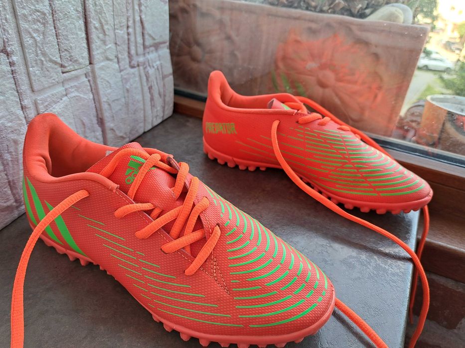 стоножки за момче,кецове,футболни обувки,Adidas,ном39,5,адидас,мъжки