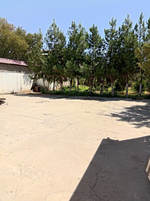 4 sotix yer sotiladi