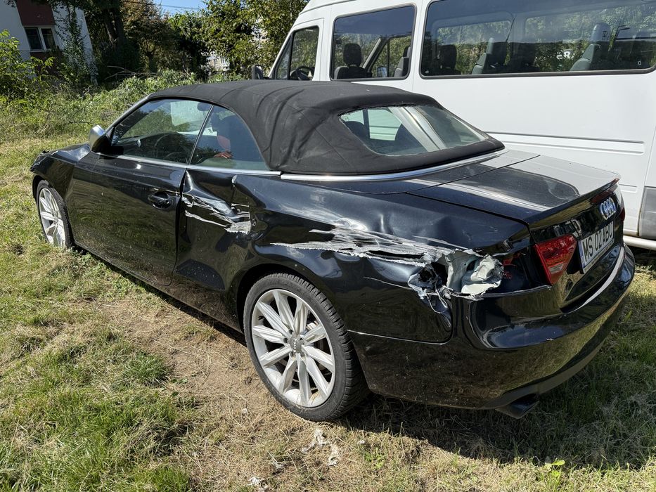 Audi A5 cabrio avariat