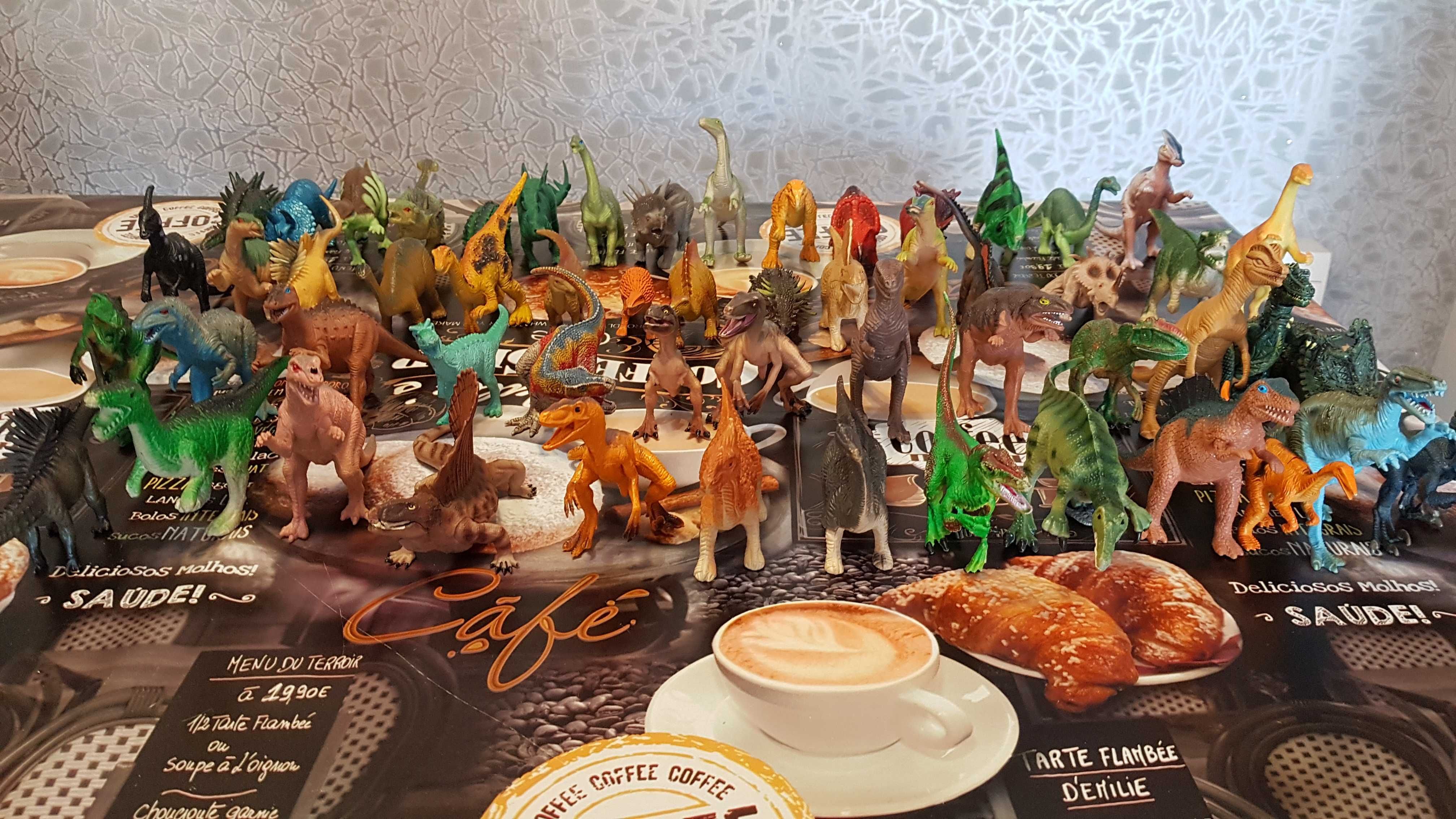 Колекция от динозаври