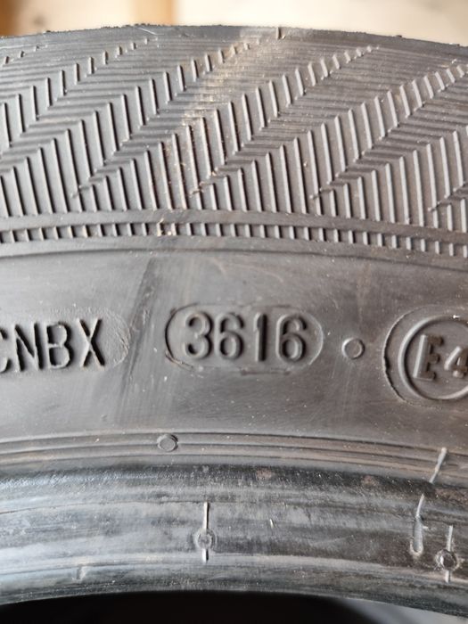 215/60/16 Gislaved