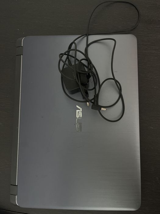 Ноутбук компаний Asus