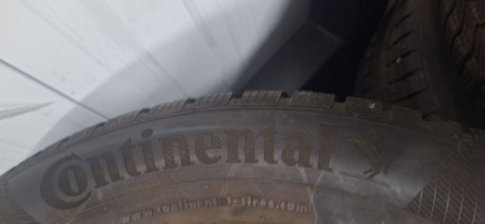 9mm! 235 55 17 Continental wintercontact ts 850p