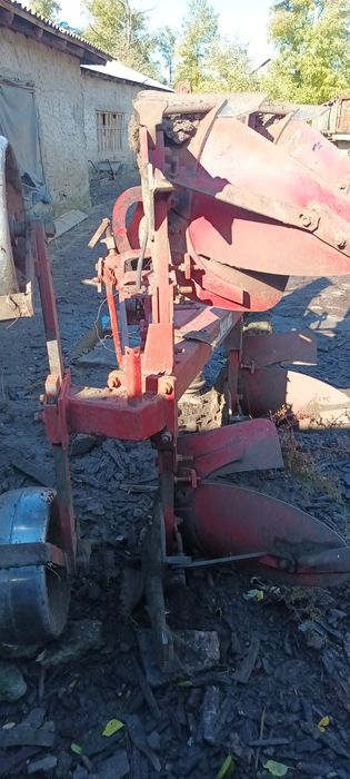 Plug reversibil trei cormane