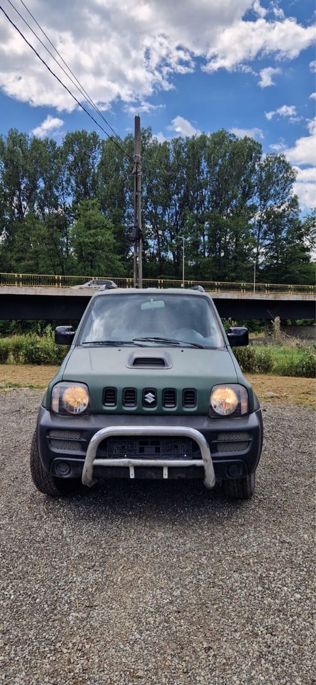 Vând Suzuki jimny
