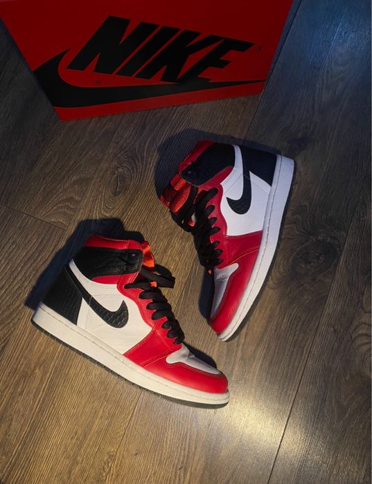 air jordan 1 retro high “satin snake chicago”