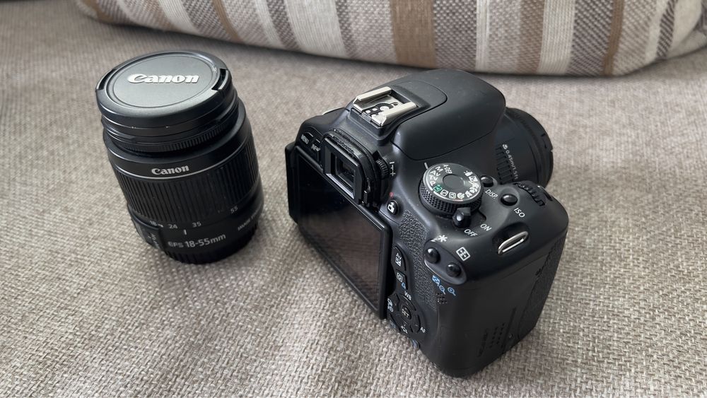 Продам фотоаппарат Canon 600D