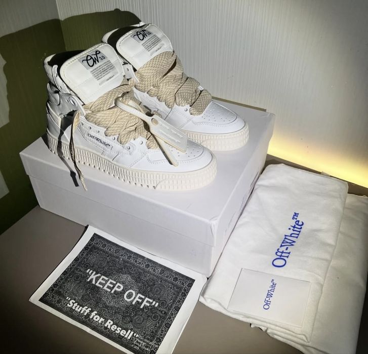 Adidasi off white odsy 1000