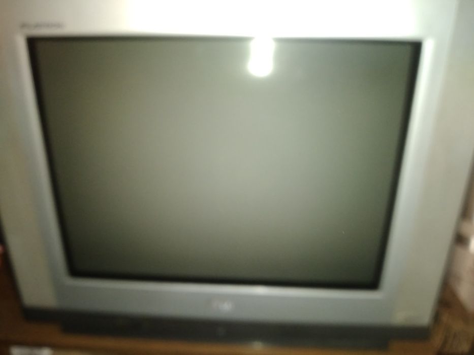 СРОЧНО!Продам телевизор LG и видеомагнитофон LG