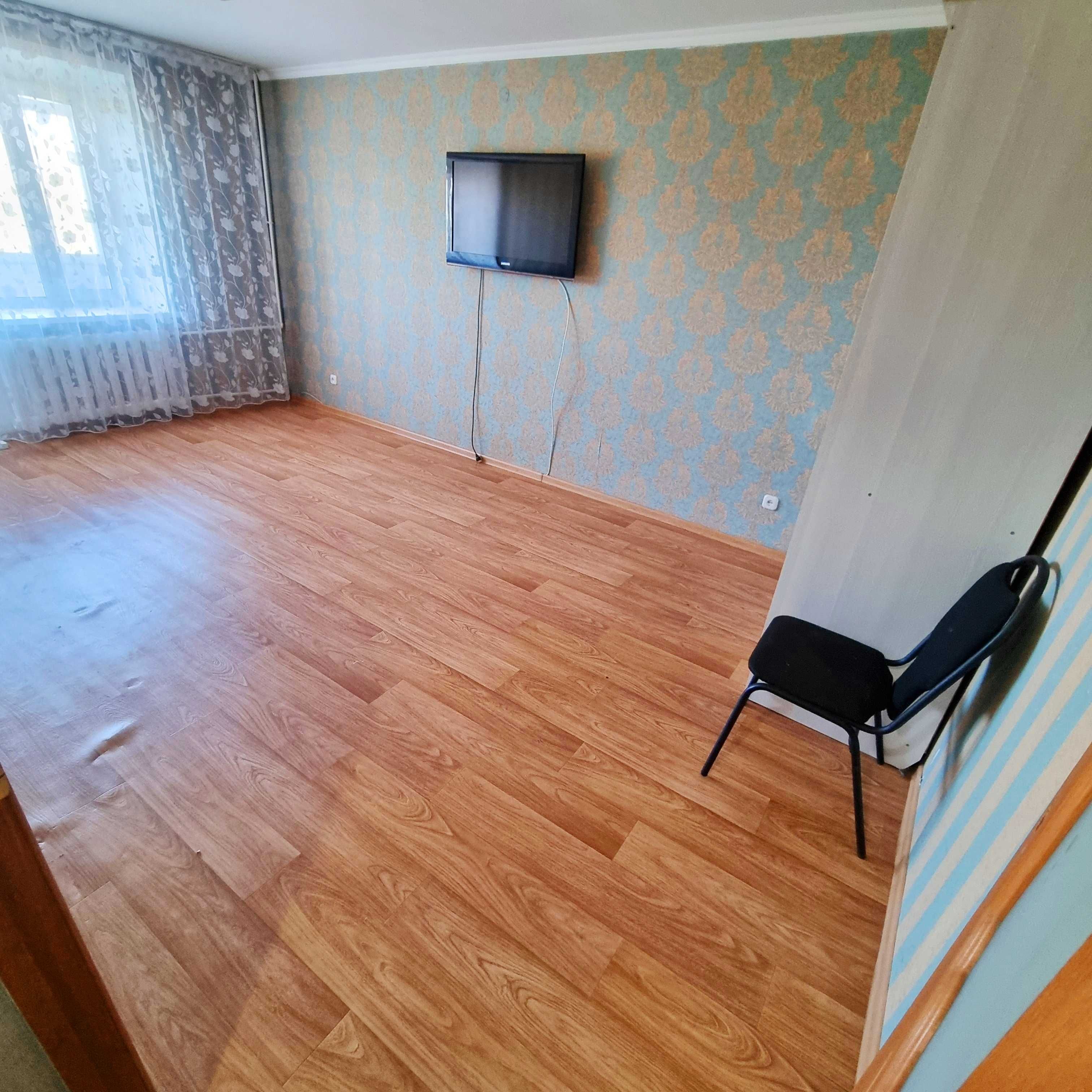Продам 1к Вокзал  2 этаж  11,5 млн.  Торг