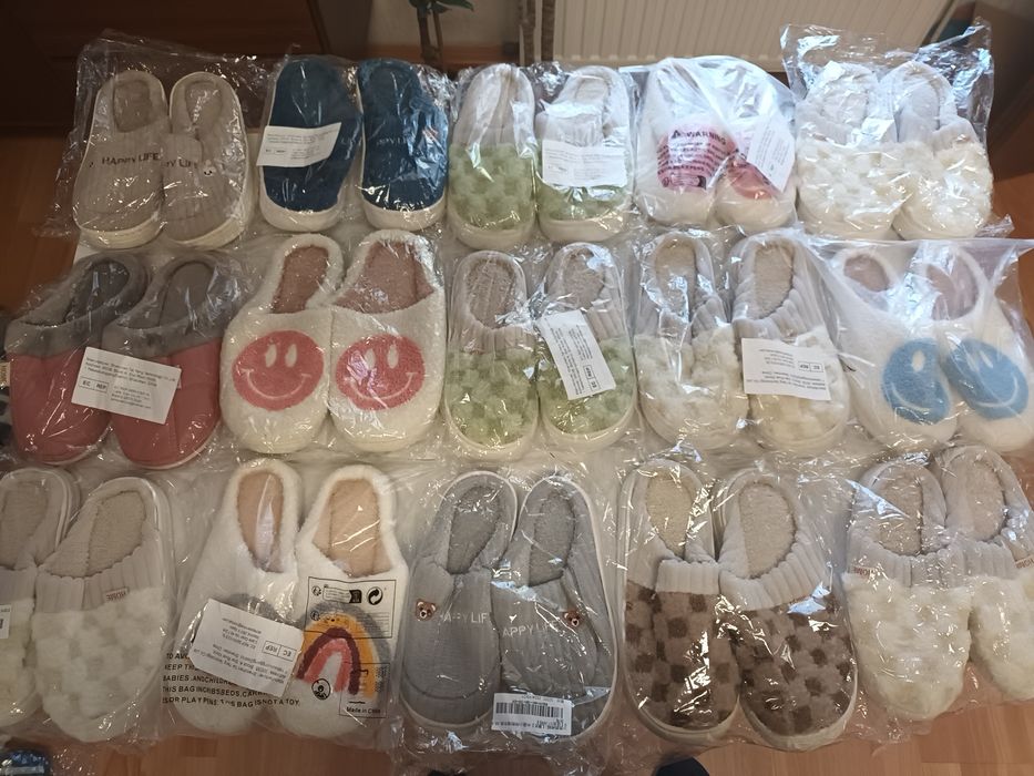 Papuci de casă,  ghete , pantofi , adidasi