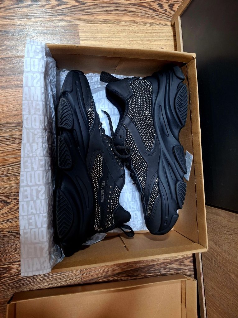 Оригинални сникърси Steve Madden