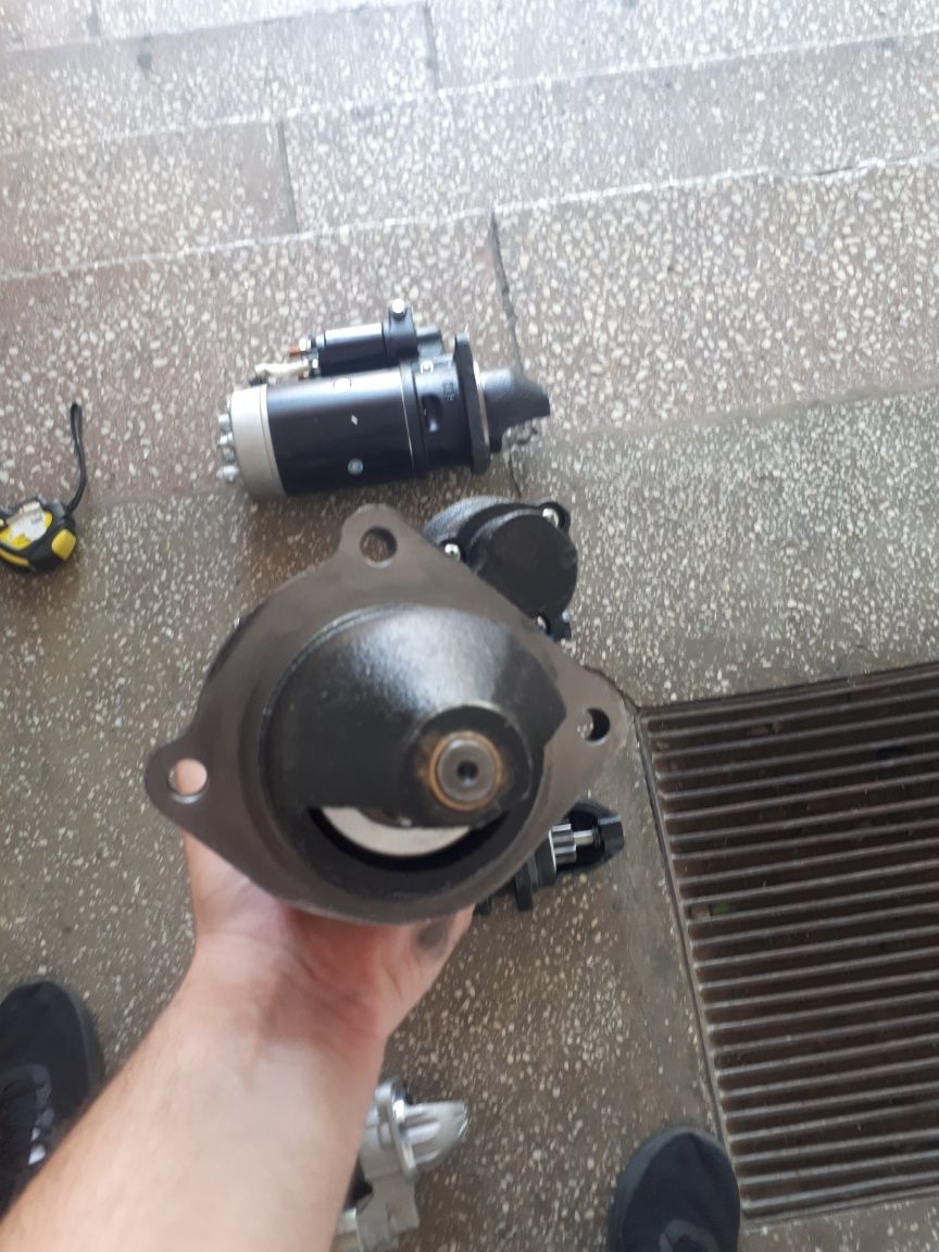 Electromotor nou John deere seria 6000 si 7000 in 6 pistoane