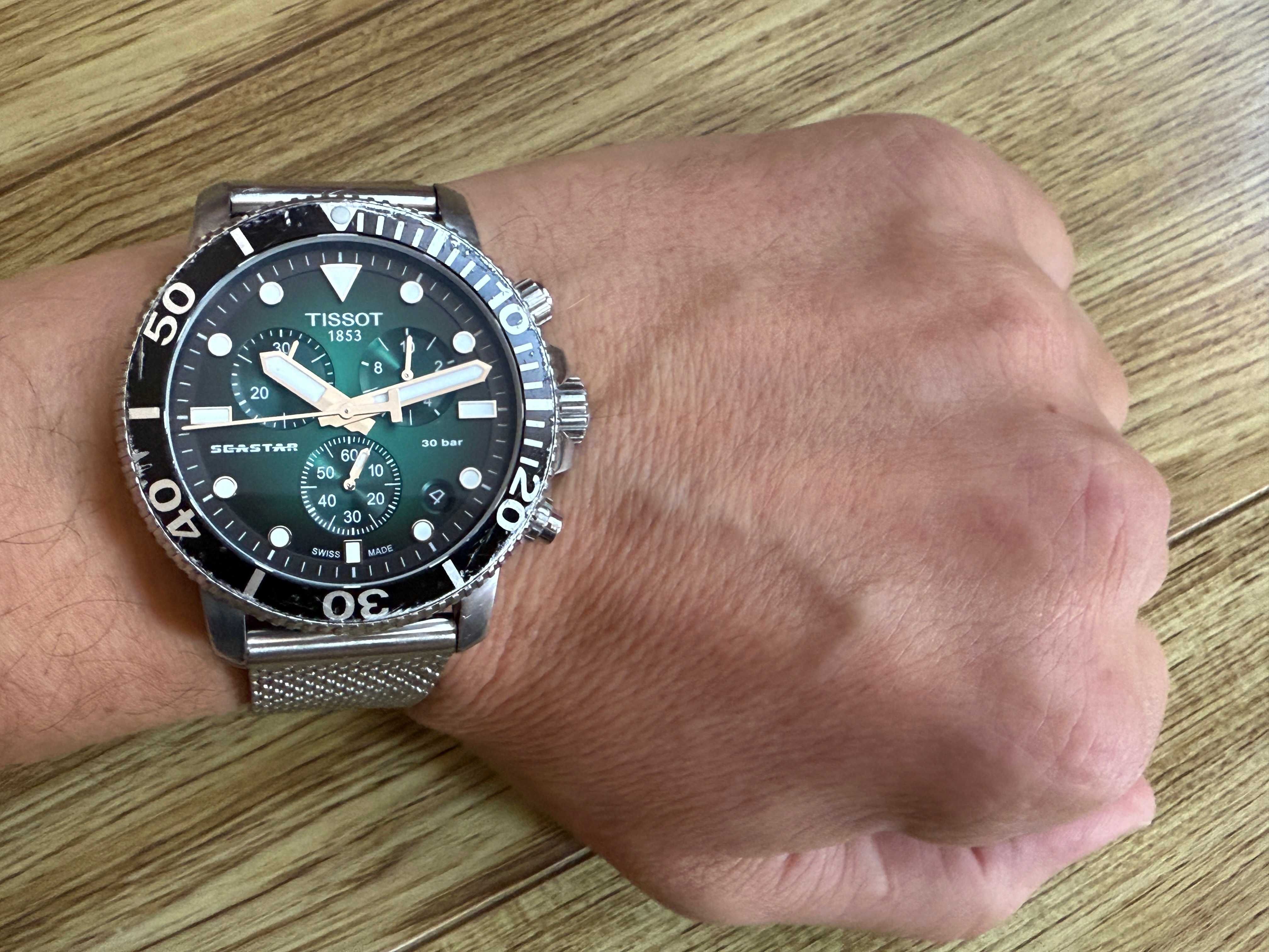 Tissot SeaStar 1000 Chronograph 45.5mm`Green Dial/Milanese Band