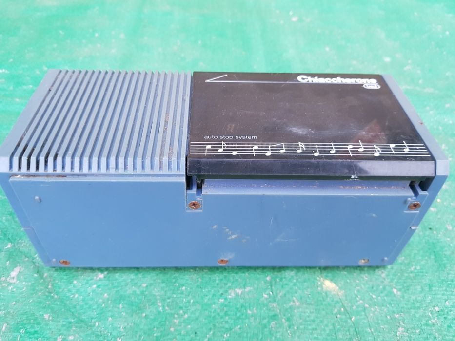 Vând radio casetofon chiaccherone  mono