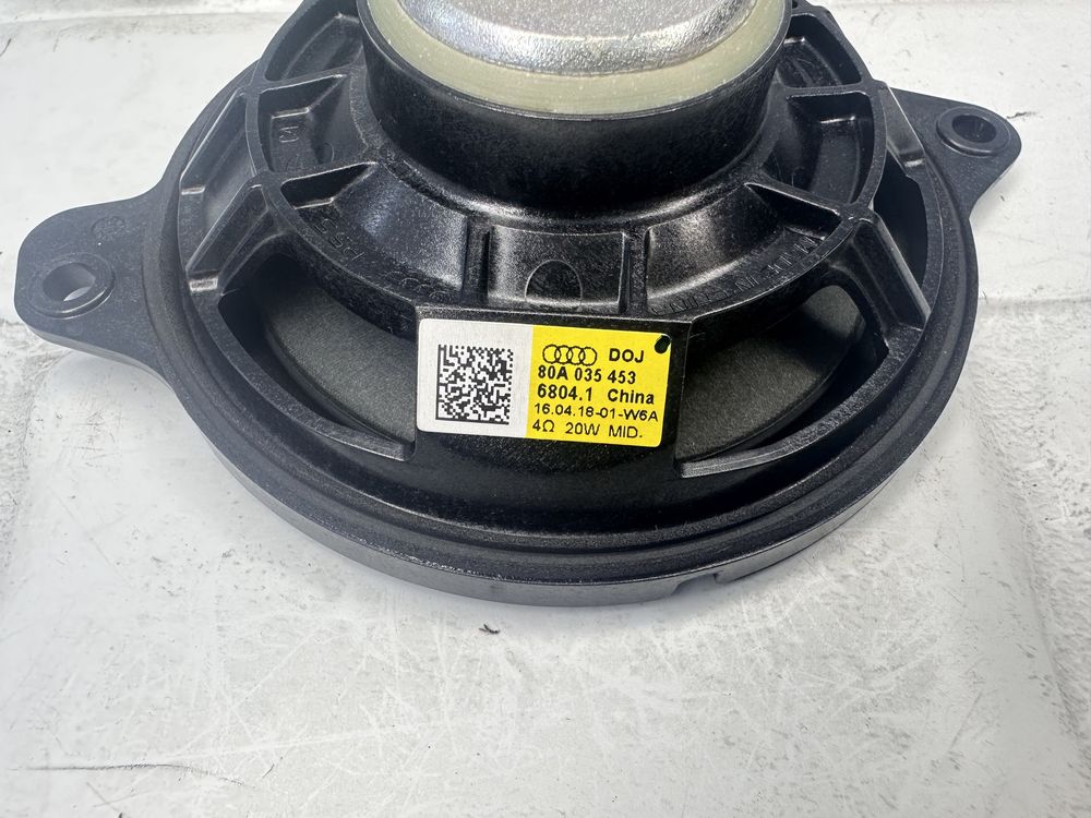 Тонколона обикновена AUDI A6 A7 A8 Q5 80A035435