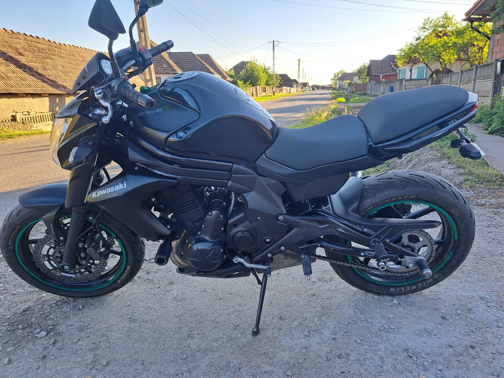 Kawasaki er6n 2015