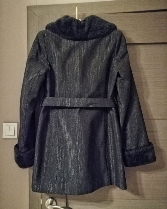 Palton, jacheta, trench, geaca eleganta cu blanita, blana, marime M