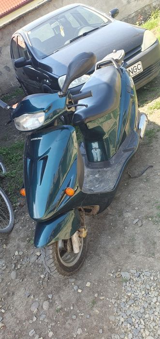 Vând scuter Hyosung 100cm