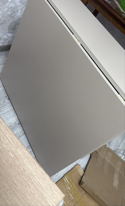 Стол-книжка НОВЫЙ.