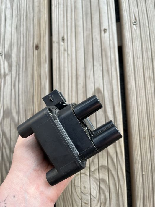 Bobina de inductie Bosch 0221503490