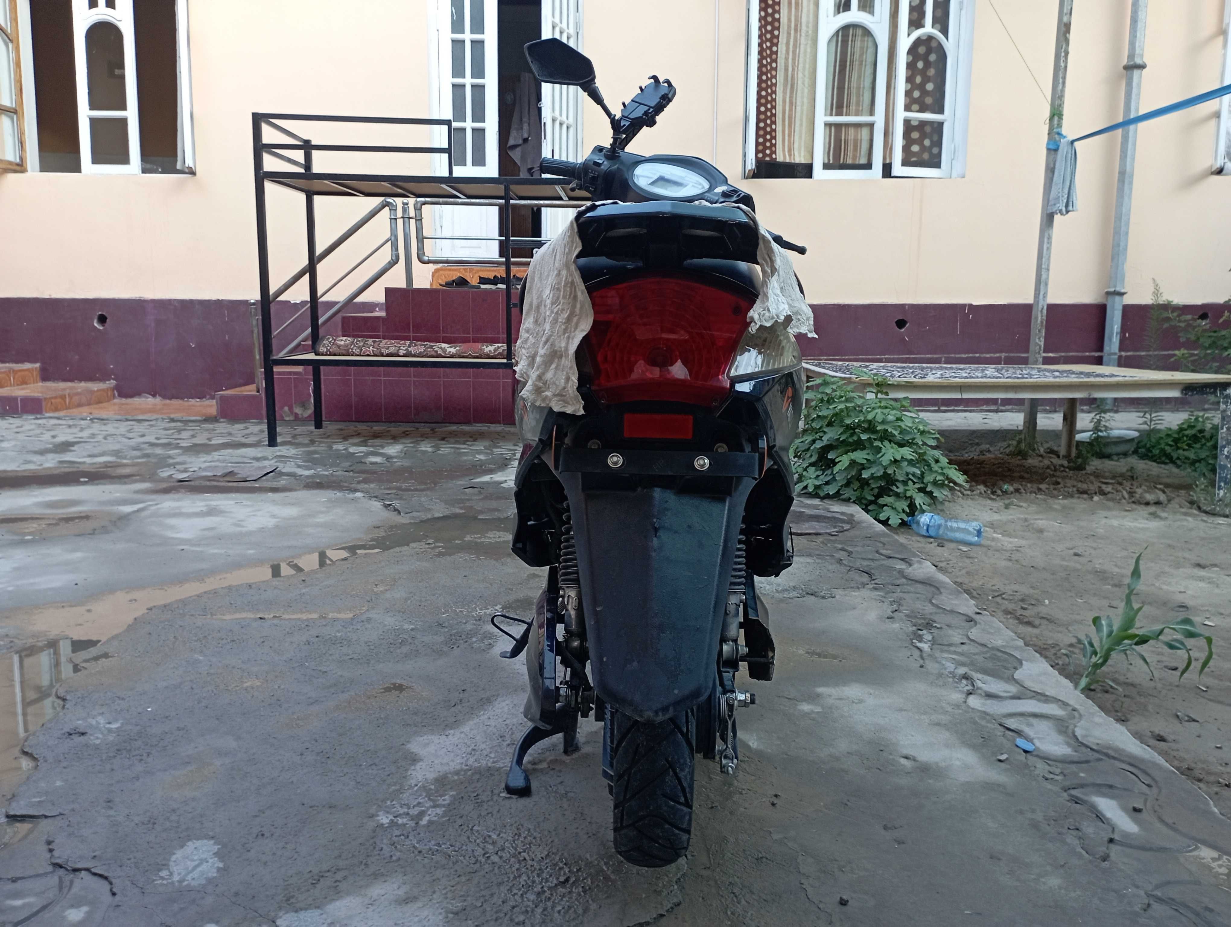 Electro scooter yeada
