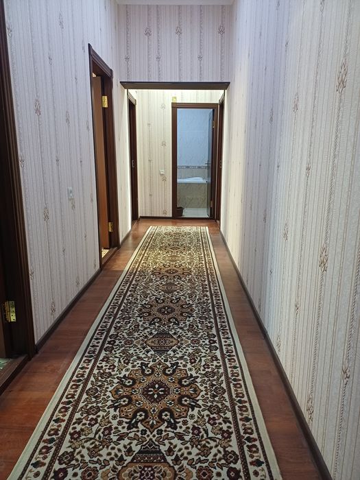 3хоналик уй тез ижорага берилади