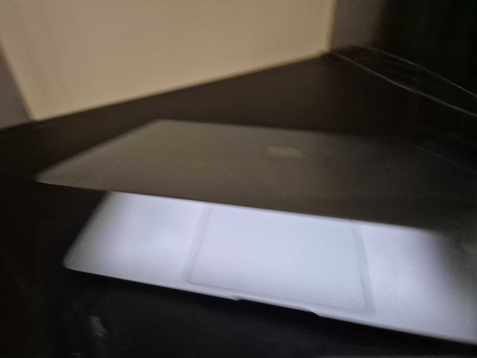 MacBook Air M1 16/256 GB