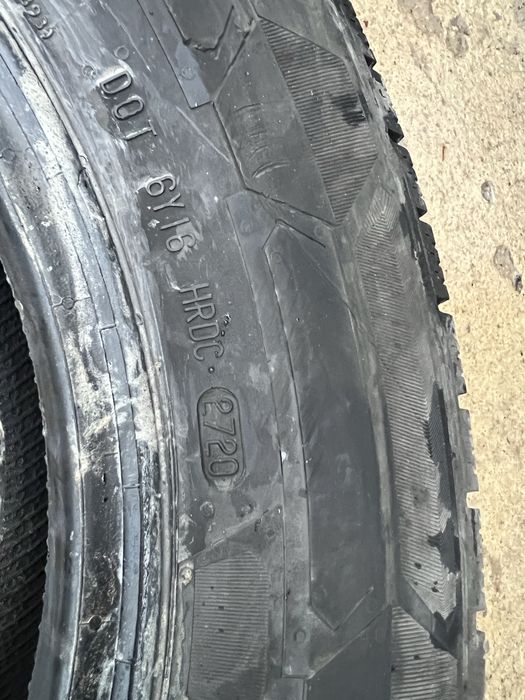 Continental 215/65 R15 C