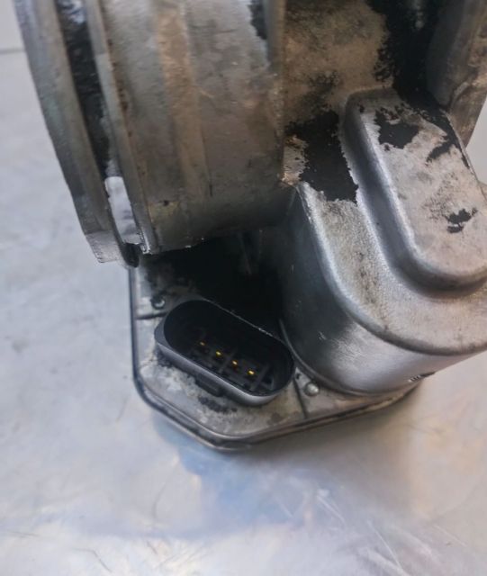 Clapeta acceleratie 038128063M Audi A3 8P/8PA (facelift) seria