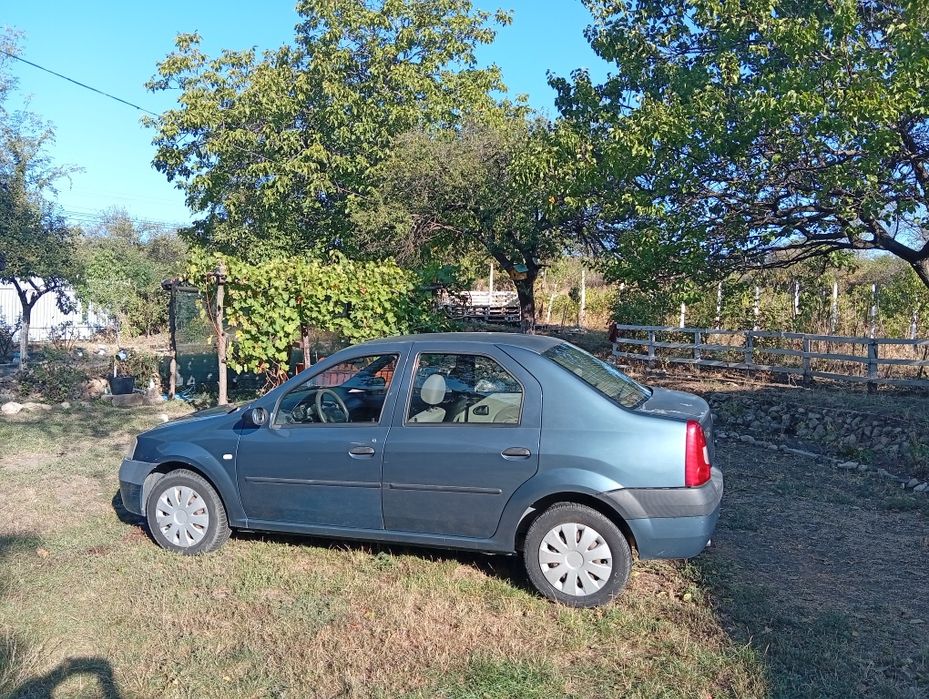 Dacia Logan an 2007