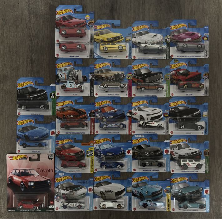 Hot wheels,matchbox,burago колички