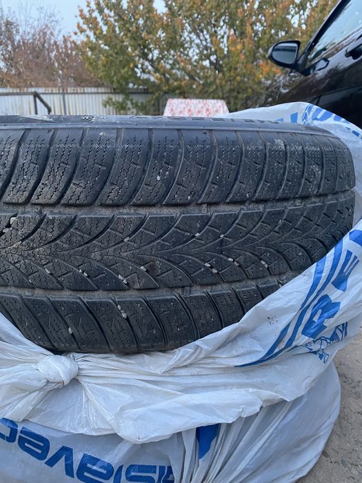 Шины рамер 215/55/17 комплект