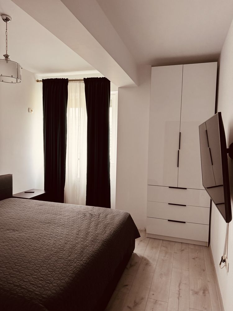 Vand apartament 2 camere Militari Residence
