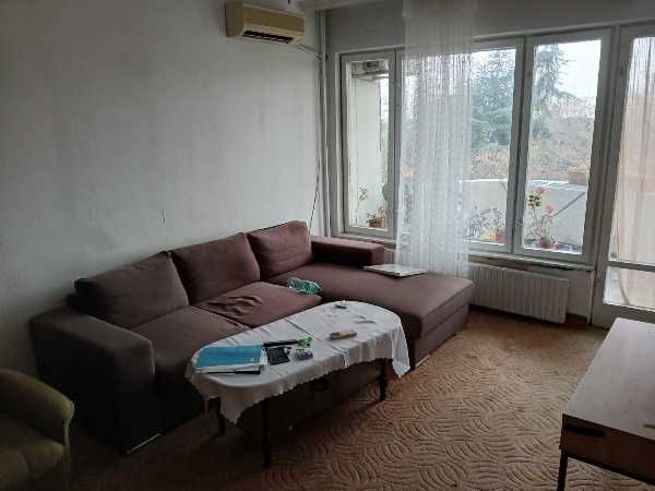 Тристаен апартамент под наем в Кършияка