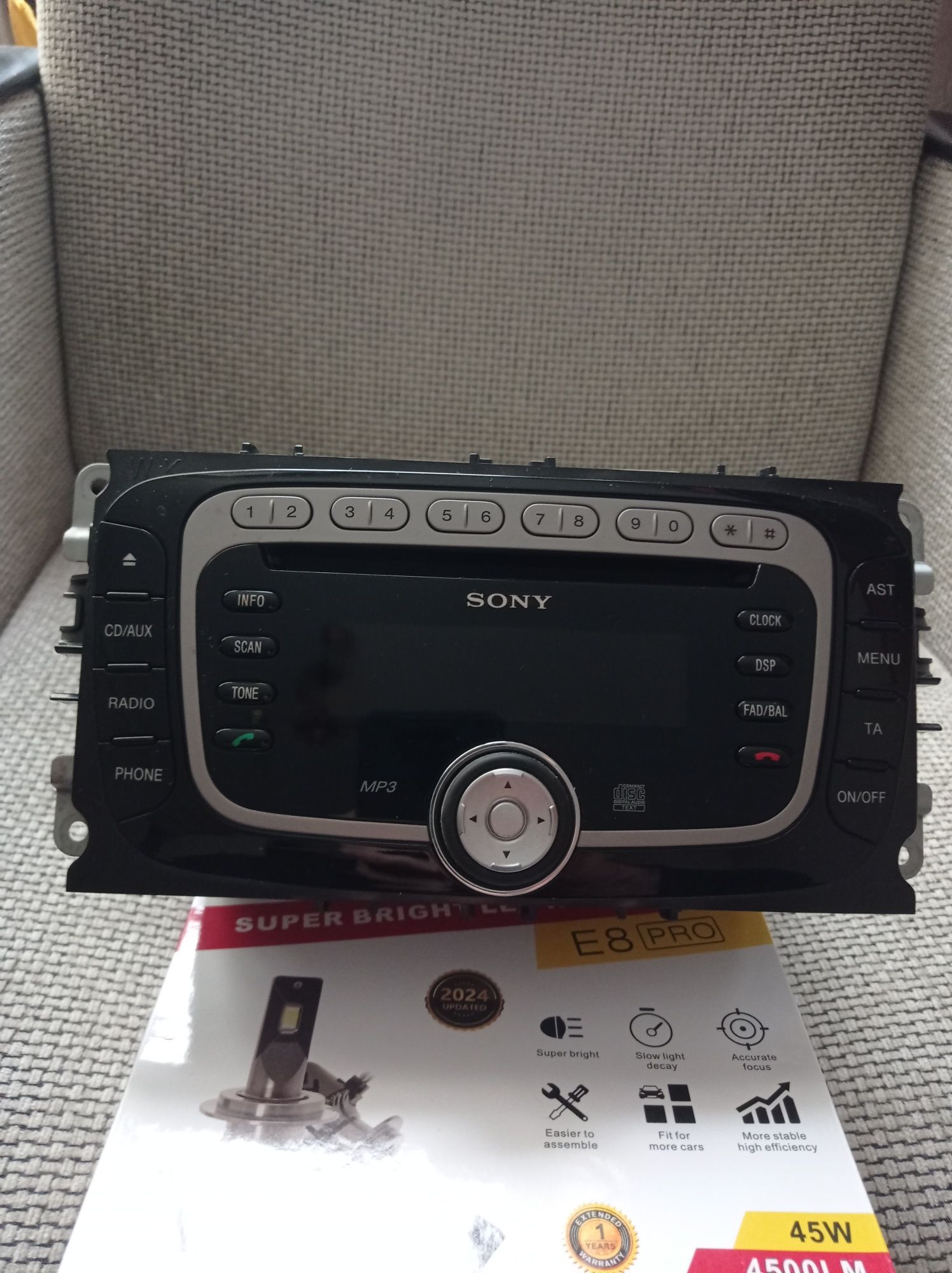 Sony magnitola sotiladi