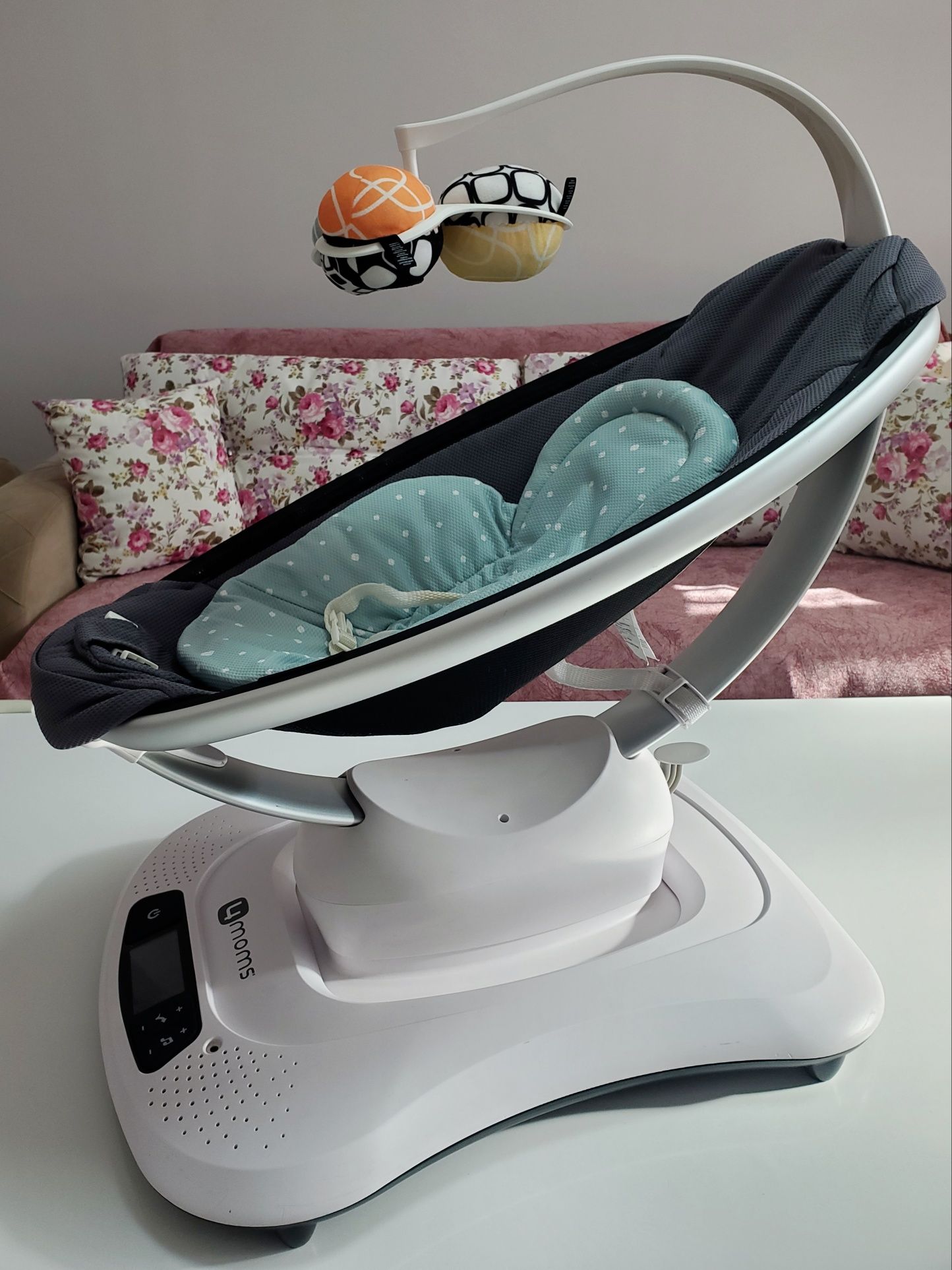 4 mom's mamaRoo люлка
