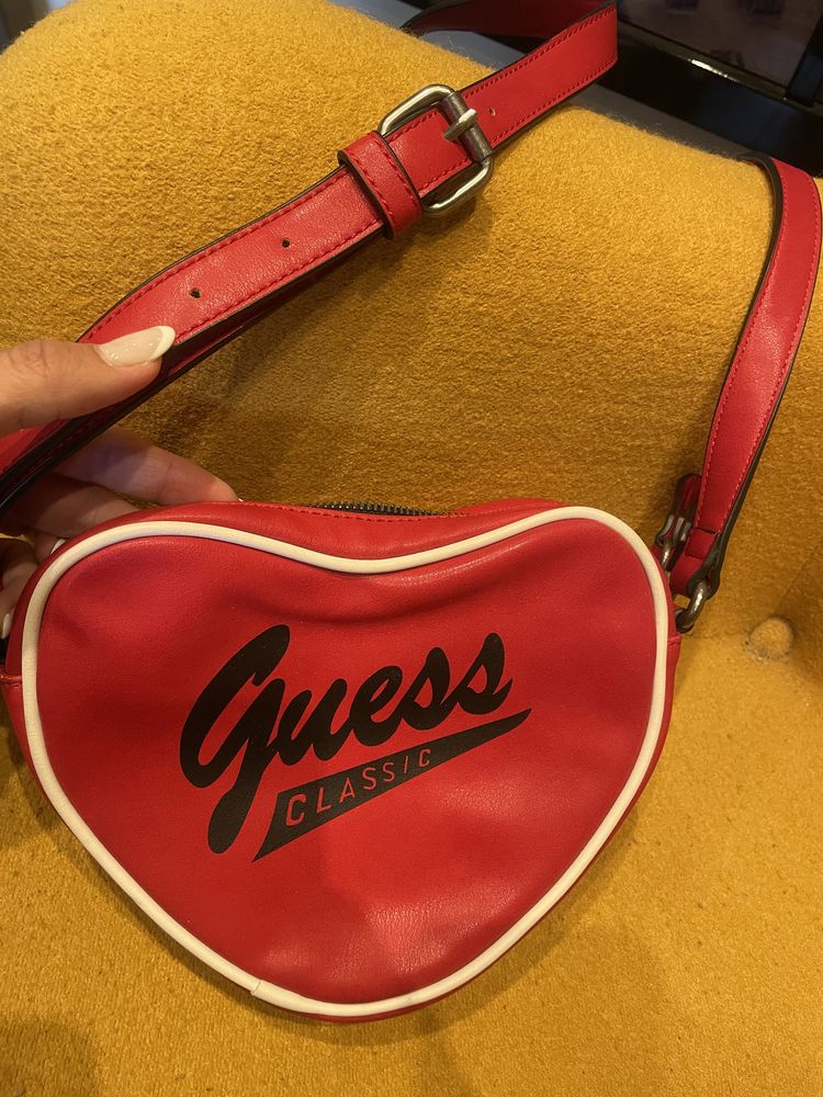 Мини дамска чанта Guess