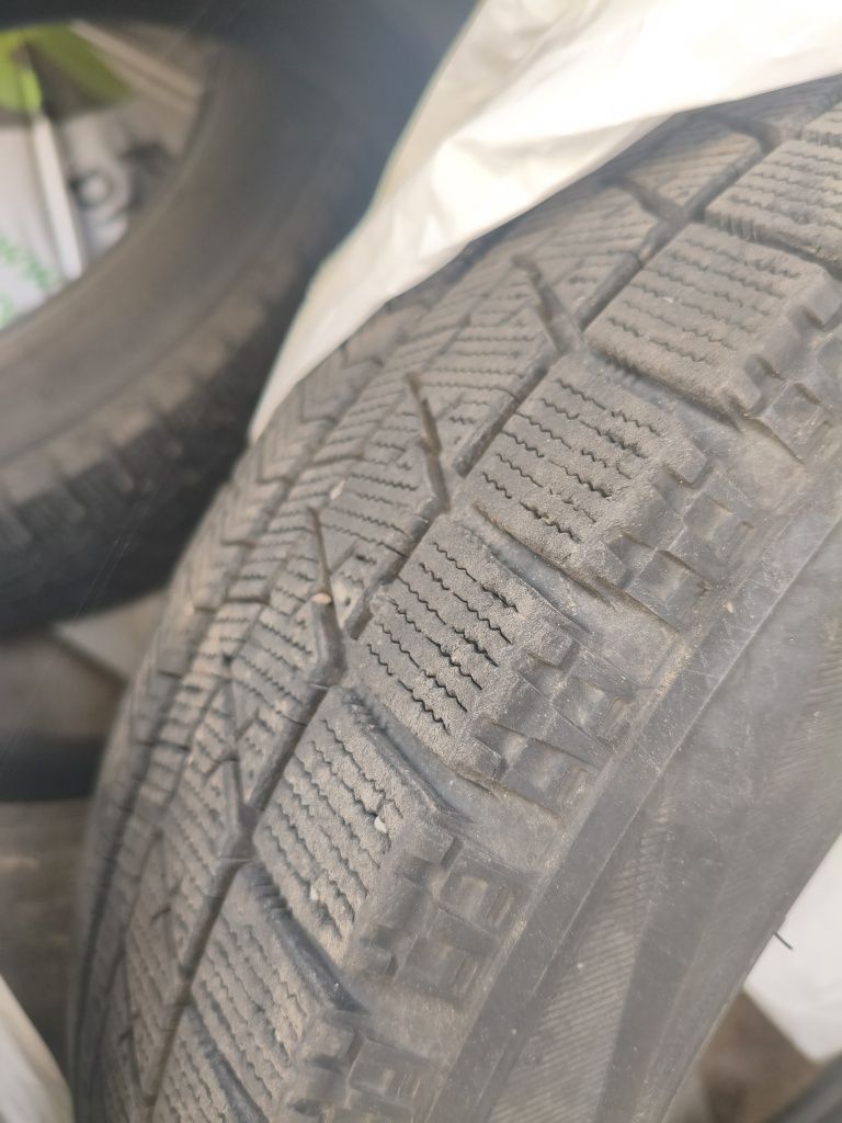 Зимние шины Bridgestone