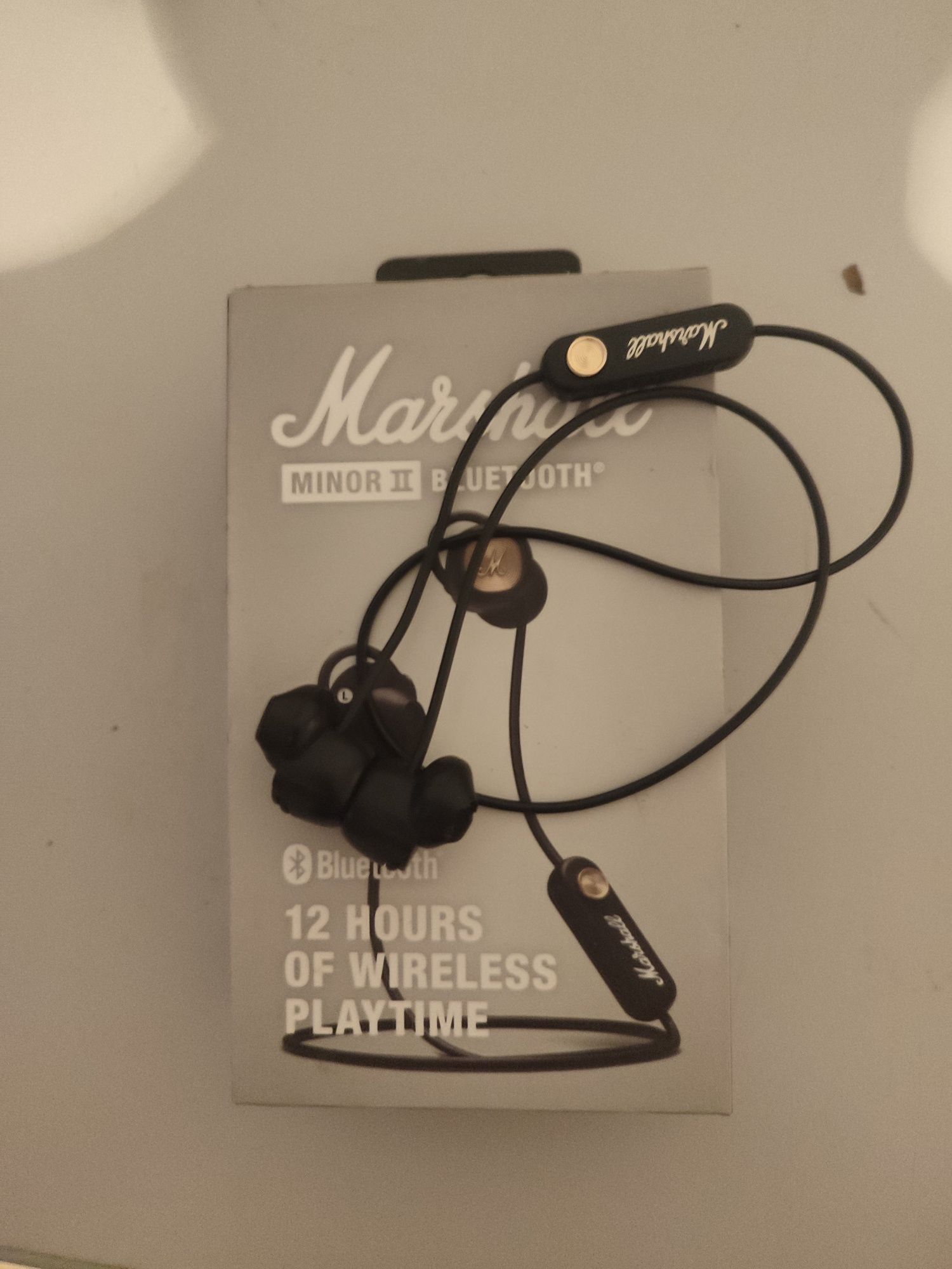 Продам блютуз  наушники Marshall Minor2