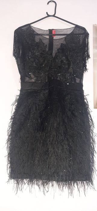 Vand rochiță atmosphere nouă ,mărimea 42,86 cm