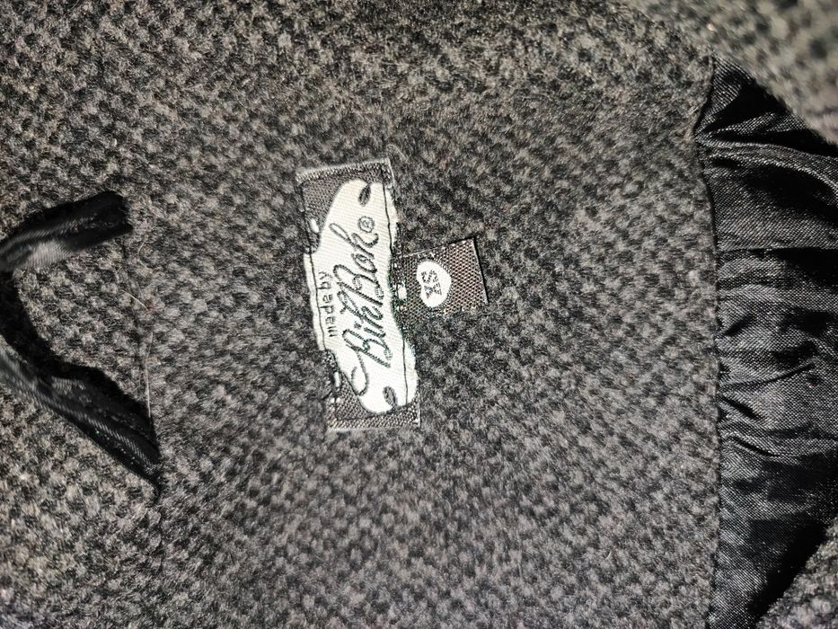 Продавам дамско палтенце с вълна