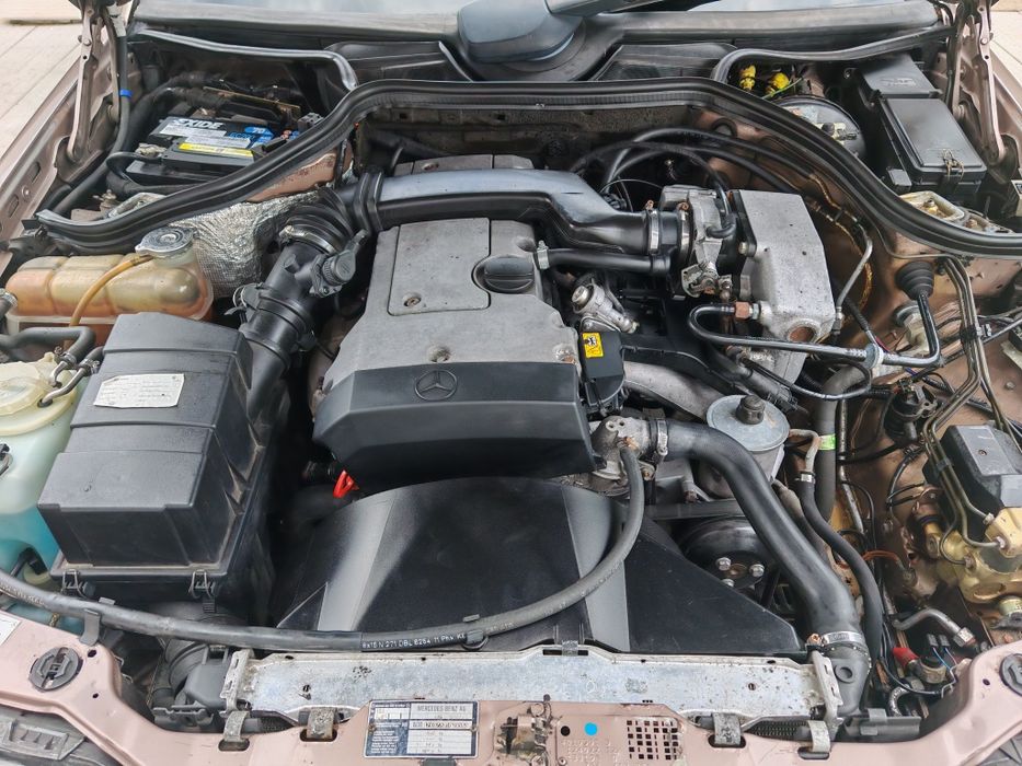 Vând Mercedes w 124