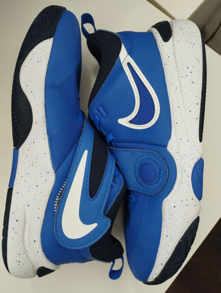 Спортни обувки Nike