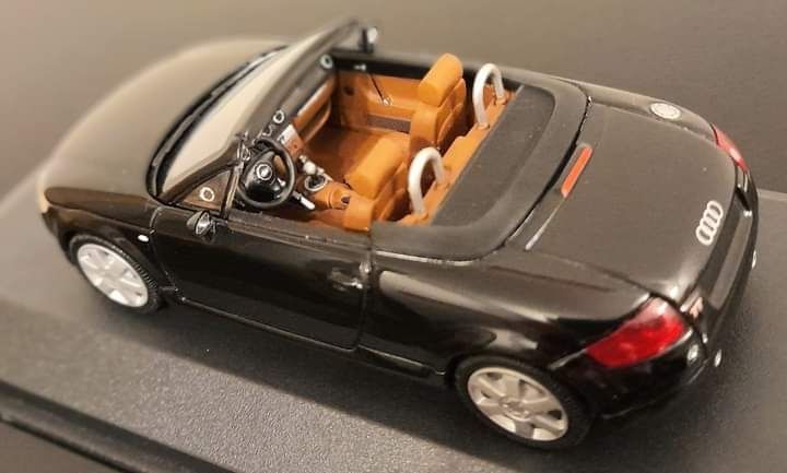 Audi TT Roadster (1999) 1:43 Minichamps