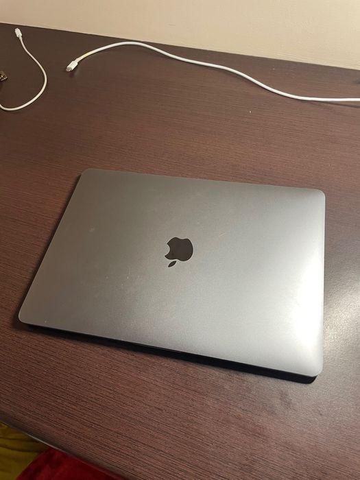 MacBook Pro 13-inch (2019)
