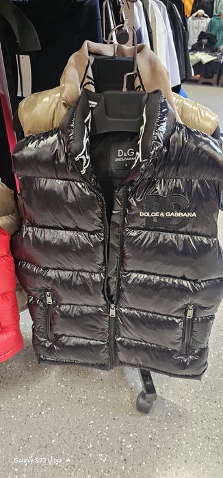 Veste 1 la 1 toate datele sunt orginale