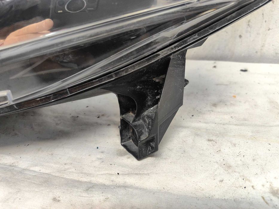 Оригинален фар Рено Трафик  Renault Trafic Full Led